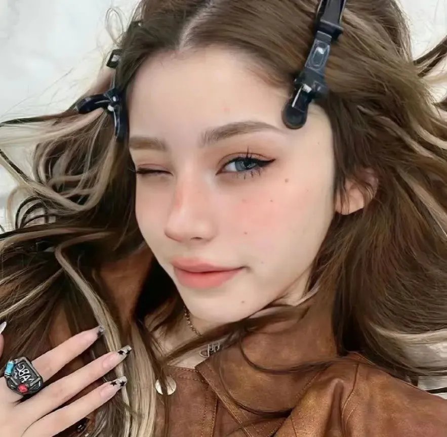 逆转世界的电池少女